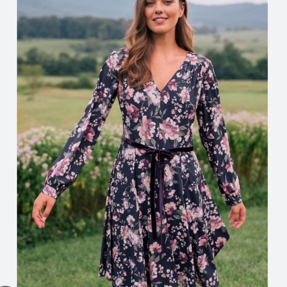 Floral V-Neck Long Sleeve Dress Rosalina